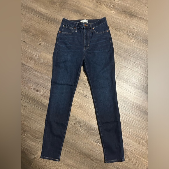 SUPER CUTE Madewell Curvy high rise jeans - Picture 1 of 3
